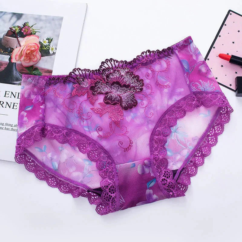 Antibacterial cotton panties with lace embroidery | Pack of 4